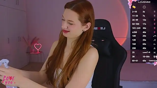 Snapshot of CuteAriel7 chatting on 04/30/26, 03:40 CuteAriel7 online show from 04/30/26, 03:40