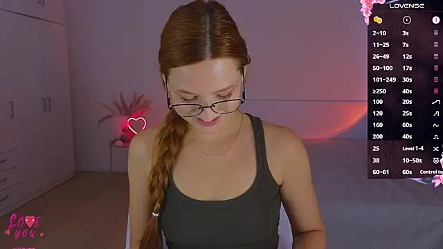 Snapshot of CuteAriel7 chatting on 08/01/26, 03:33 CuteAriel7 online show from 08/01/26, 03:33