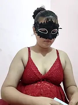 Snapshot of nice_touch9733 chatting on 10/09/25, 03:21 nice touch9733 online show from 10/09/25, 03:21