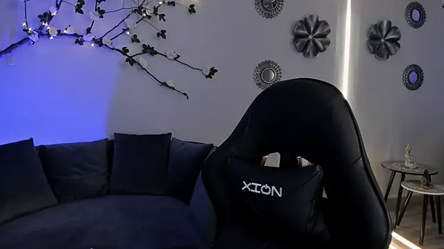 lia  harry online show from 09/19/25, 08:20