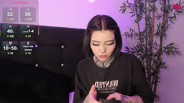 Snapshot of Sammy_f_uck chatting on 09/08/25, 09:36 Sammy f uck online show from 09/08/25, 09:36