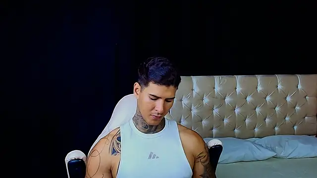 jiro kenji1 online show from 01/14/26, 02:39