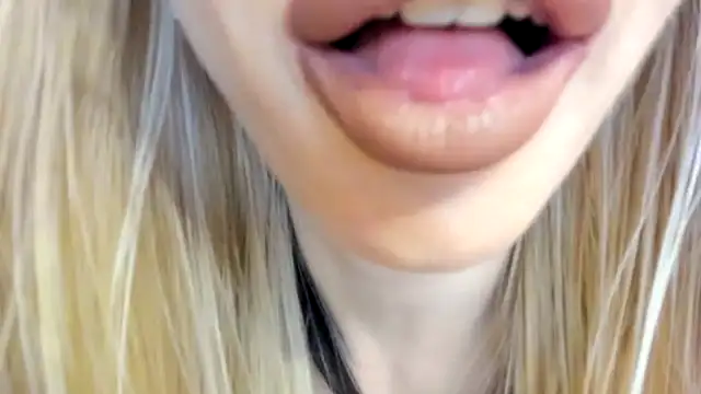 Snapshot of Politeeliza chatting on 04/24/26, 08:00 Politeeliza online show from 04/24/26, 08:00