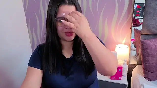 SamanthaPaImer online show from 11/12/25, 05:02