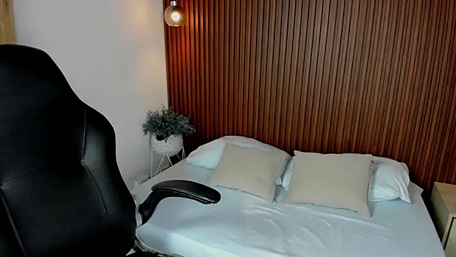 alice coopperx online show from 09/20/25, 12:17