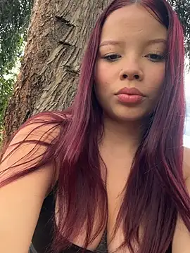 Natalia  Miller online show from 09/23/25, 04:10