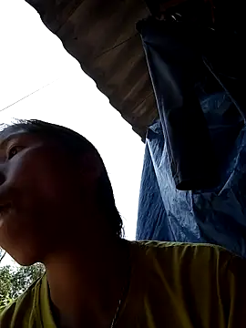 Snapshot of hera-00 chatting on 09/17/25, 06:37 hera-00 online show from 09/17/25, 06:37