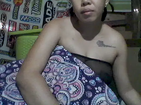 Snapshot of maypah chatting on 04/06/26, 08:15 maypah online show from 04/06/26, 08:15