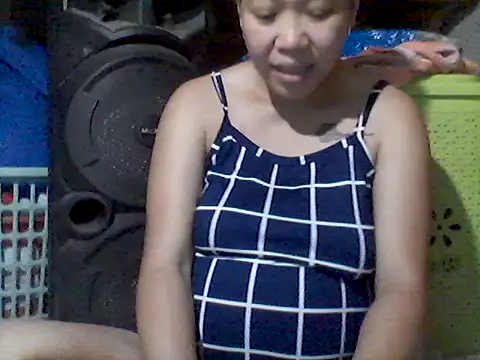 Snapshot of maypah chatting on 04/08/26, 01:16 maypah online show from 04/08/26, 01:16