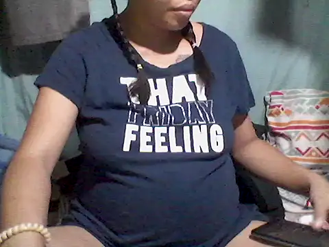 Snapshot of maypah chatting on 04/17/26, 12:41 maypah online show from 04/17/26, 12:41