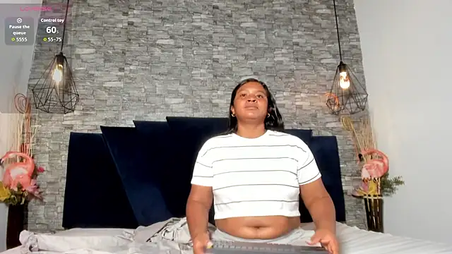 Snapshot of Emily_Brown18 chatting on 03/01/26, 04:36 Emily Brown18 online show from 03/01/26, 04:36