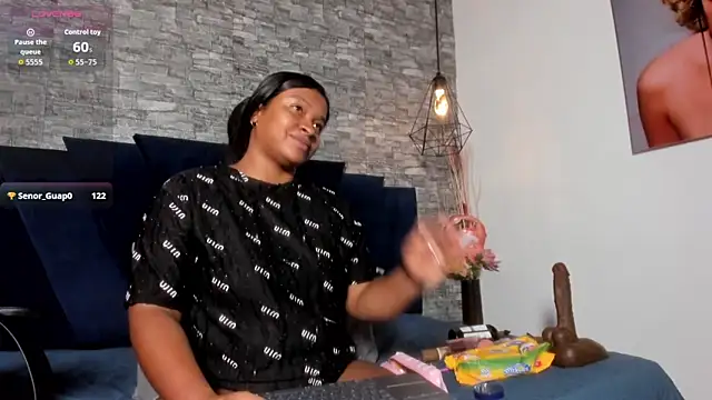 Snapshot of Emily_Brown18 chatting on 03/05/26, 03:35 Emily Brown18 online show from 03/05/26, 03:35