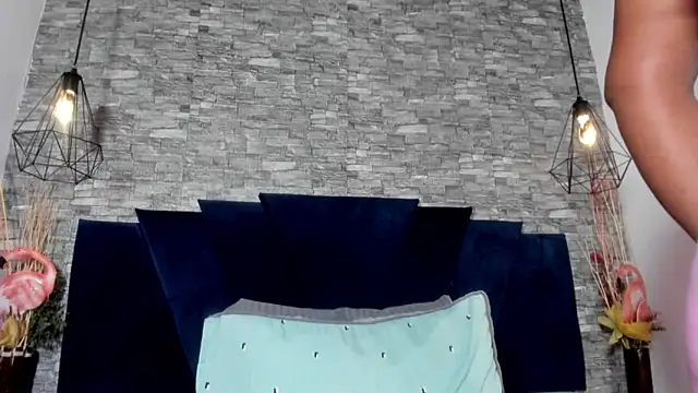 Snapshot of Emily_Brown18 chatting on 03/25/26, 04:07 Emily Brown18 online show from 03/25/26, 04:07