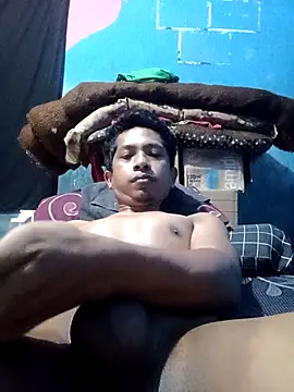 Snapshot of Doles11 chatting on 11/13/25, 02:10 Doles11 online show from 11/13/25, 02:10