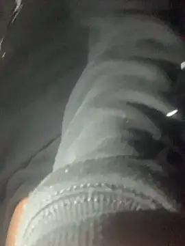 Snapshot of Bryan056_ chatting on 04/15/26, 10:32 Bryan056 online show from 04/15/26, 10:32