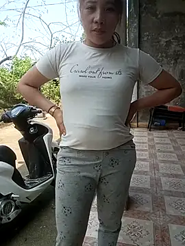 Phuong xxx online show from 03/02/26, 07:09