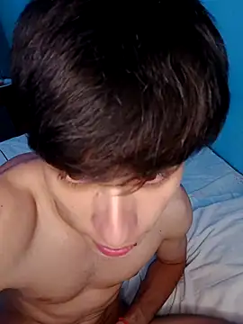 Snapshot of matiatr1112 chatting on 11/19/25, 07:08 matiatr1112 online show from 11/19/25, 07:08