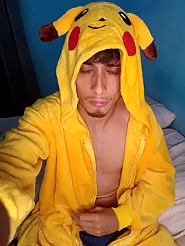 Snapshot of matiatr1112 chatting on 04/05/26, 11:35 matiatr1112 online show from 04/05/26, 11:35