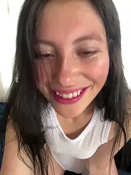 Mia salinass online show from 09/08/25, 06:40