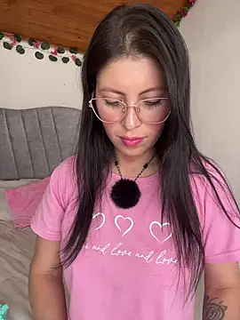 Mia salinass online show from 12/01/25, 07:30