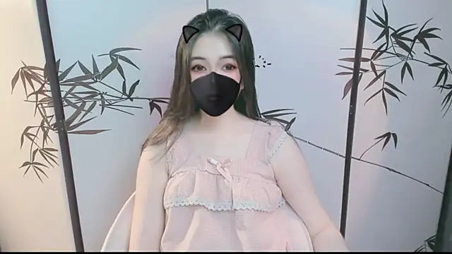 Snapshot of Sparkly_Candy chatting on 12/21/25, 01:40 Sparkly Candy online show from 12/21/25, 01:40