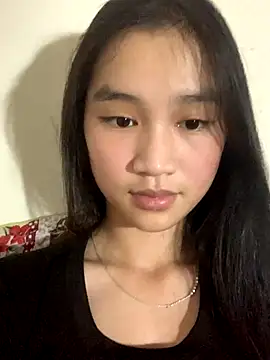 Snapshot of -Lie-06 chatting on 10/15/25, 02:50 -Lie-06 online show from 10/15/25, 02:50