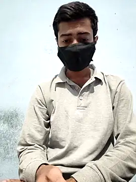 GirlsCrush  online show from 11/12/25, 07:13