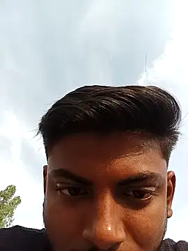 Snapshot of shektiwari chatting on 03/13/26, 10:44 shektiwari online show from 03/13/26, 10:44