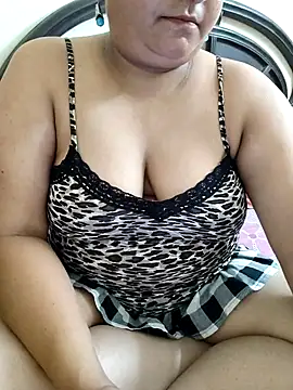 payal 261072  online show from 09/17/25, 08:21