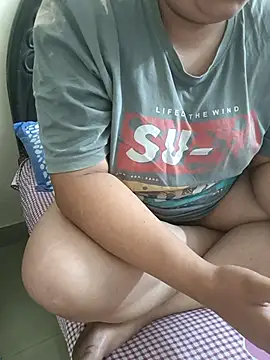 payal 261072  online show from 10/08/25, 10:18