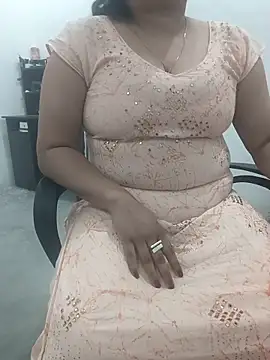 payal 261072  online show from 02/23/26, 03:48