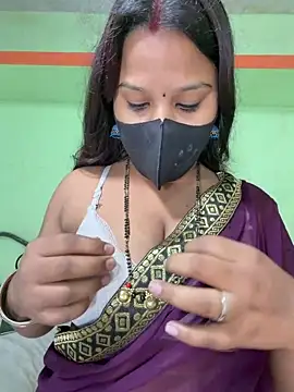 Shneeha le online show from 03/10/26, 08:19