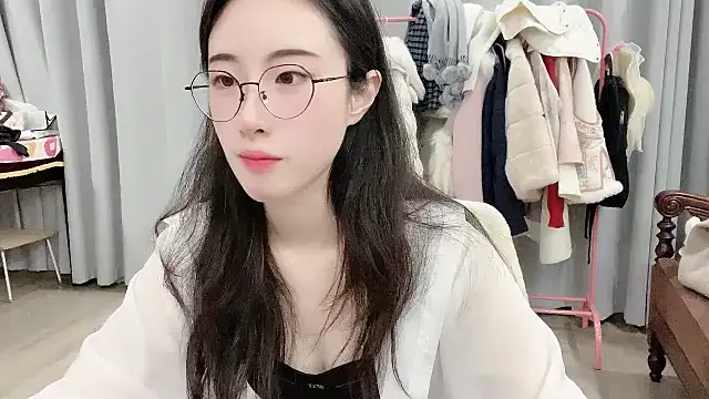 Freya7777 online show from 12/22/25, 02:14