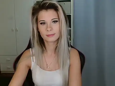 KristineGlow online show from 12/21/25, 08:10