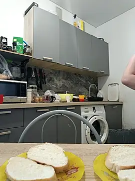 Snapshot of MiaKissy chatting on 09/15/25, 05:18 MiaKissy online show from 09/15/25, 05:18