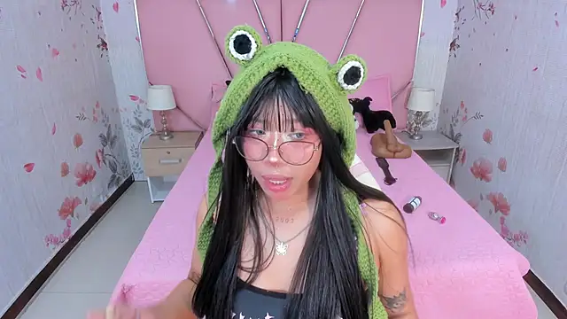 SafiroAgataaa online show from 11/21/25, 03:16