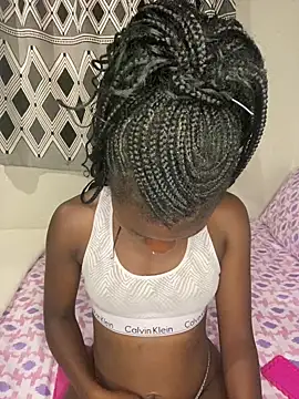 Snapshot of Crazyqueenxxx chatting on 09/17/25, 10:50 Crazyqueenxxx online show from 09/17/25, 10:50