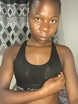 Snapshot of Crazyqueenxxx chatting on 09/25/25, 11:41 Crazyqueenxxx online show from 09/25/25, 11:41