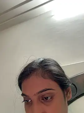 Snapshot of HeerStd chatting on 04/09/26, 05:29 HeerStd online show from 04/09/26, 05:29