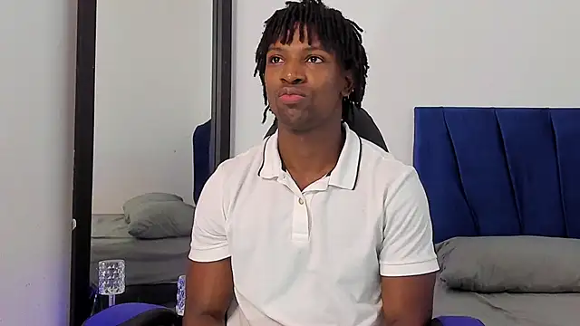 Snapshot of tau_montes chatting on 10/01/25, 02:12 tau montes online show from 10/01/25, 02:12