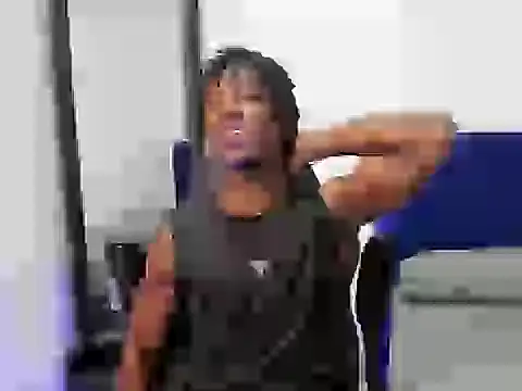 Snapshot of tau_montes chatting on 10/04/25, 11:03 tau montes online show from 10/04/25, 11:03