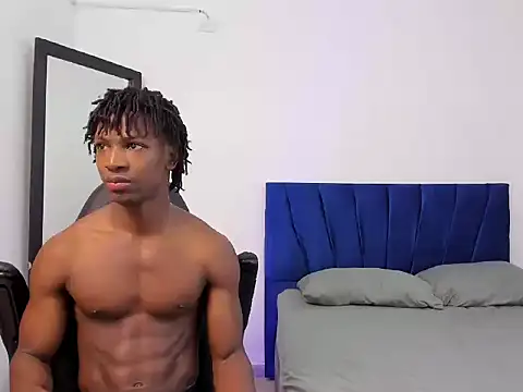 Snapshot of tau_montes chatting on 10/05/25, 02:04 tau montes online show from 10/05/25, 02:04