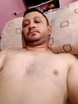 Snapshot of arnaldof50 chatting on 09/13/25, 01:27 arnaldof50 online show from 09/13/25, 01:27