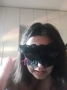 caldaevogliosa81 online show from 09/17/25, 08:27