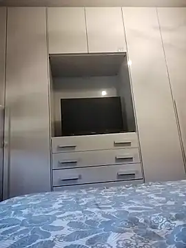 caldaevogliosa81 online show from 09/19/25, 08:16