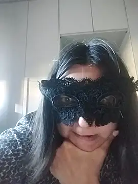 caldaevogliosa81 online show from 10/13/25, 09:20