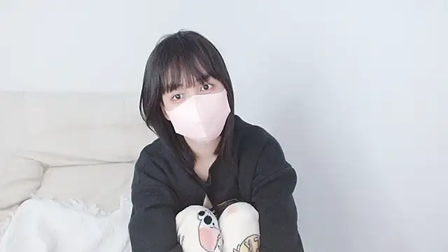 Snapshot of Zinzin_chan chatting on 11/20/25, 06:02 Zinzin chan online show from 11/20/25, 06:02