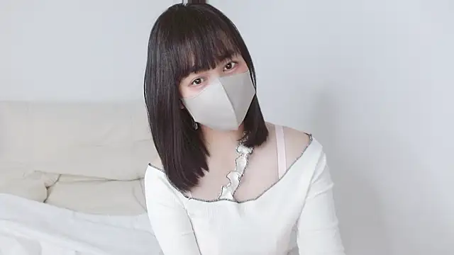 Snapshot of Zinzin_chan chatting on 11/23/25, 07:08 Zinzin chan online show from 11/23/25, 07:08