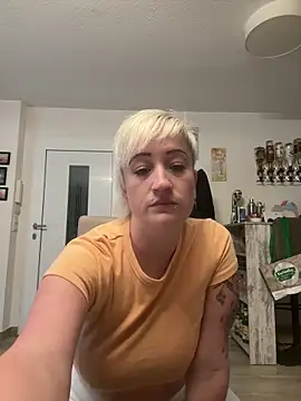 Rozendefotz online show from 09/22/25, 05:42