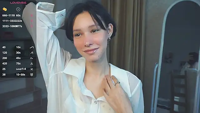 Snapshot of IrenePlamer chatting on 09/22/25, 07:38 IrenePlamer online show from 09/22/25, 07:38